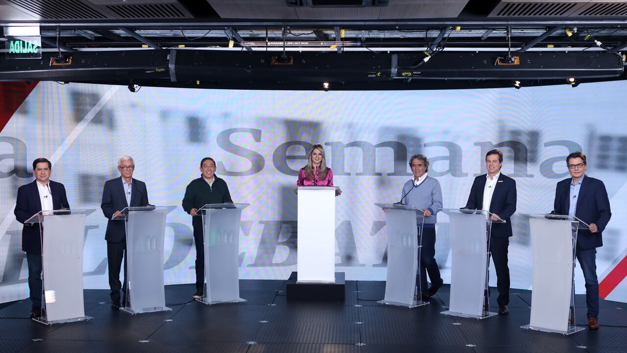 Debate candidatos presidenciales 2022 de la coalición Centro Esperanza diciembre 12 2021
Elecciones 2022 Colombia
Candidatos presidenciales 2022
Elecciones presidenciales Colombia 2022
Candidatos coalición esperanza
Alejandro Gaviria
Sergio Fajardo
Juan Fernando Cristo
Carlos Amaya
Jorge Robledo
Juan Manuel Galán
Vicky Dávila