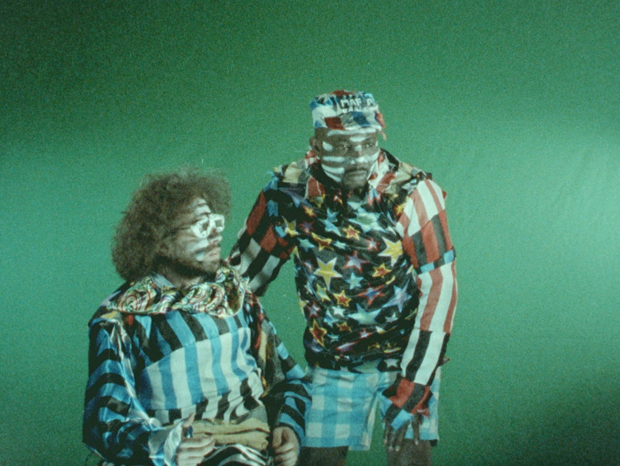 "Tele-Visión" de Camilo Restrepo