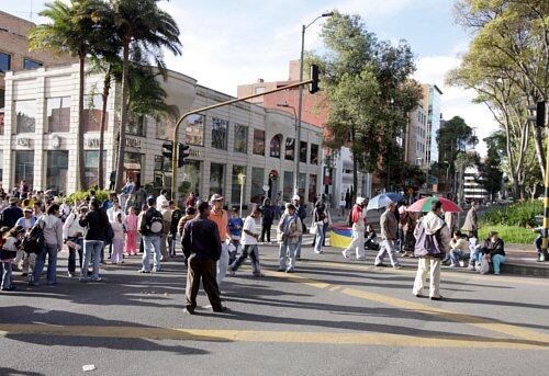 Los ciudadanos también han reclamado mejores condiciones de aseo e iluminación en este reconocido sector de la localidad de Chicó.