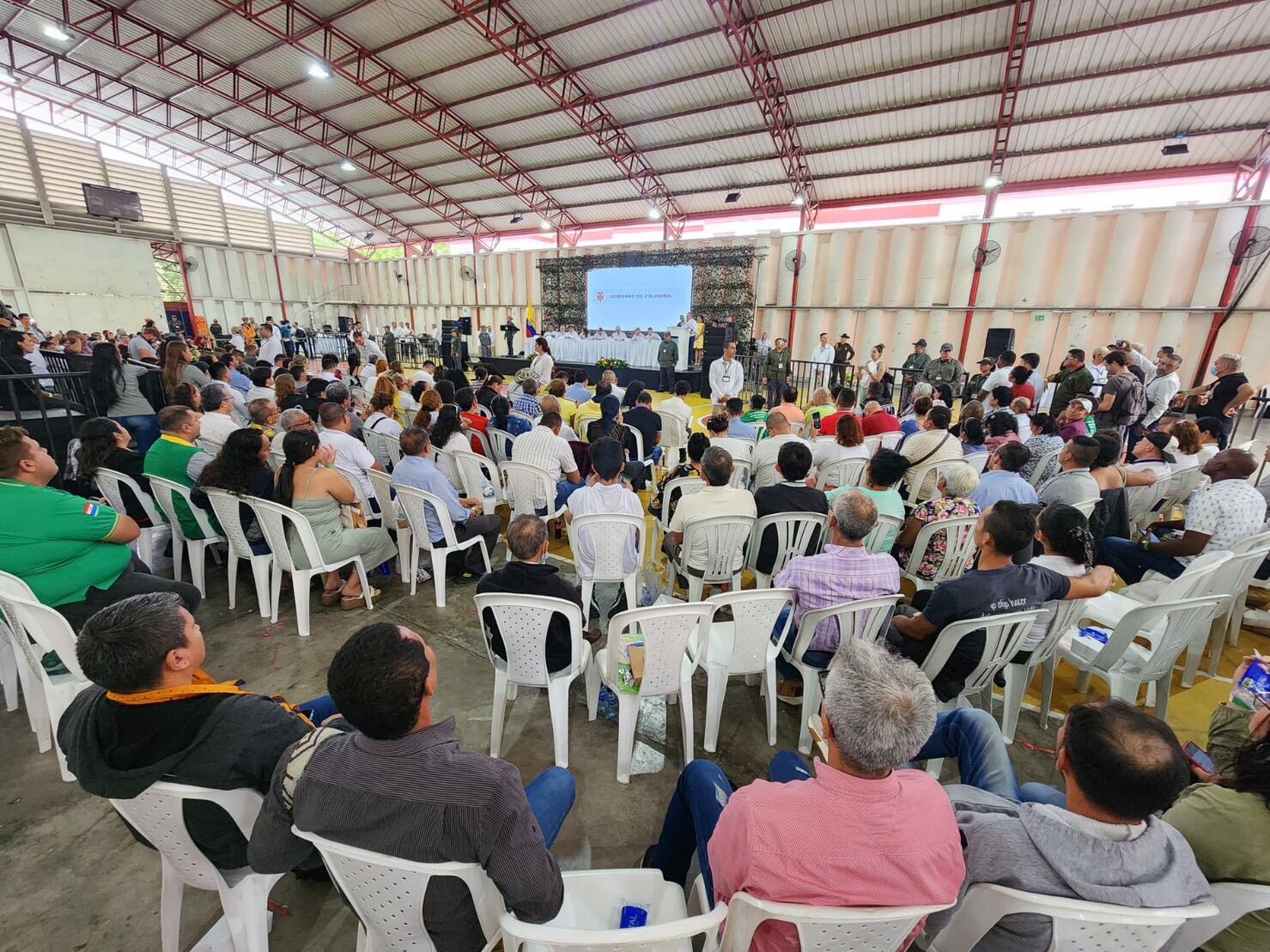 Gustavo Petro hablándole a las acciones comunales de Norte de Santander.