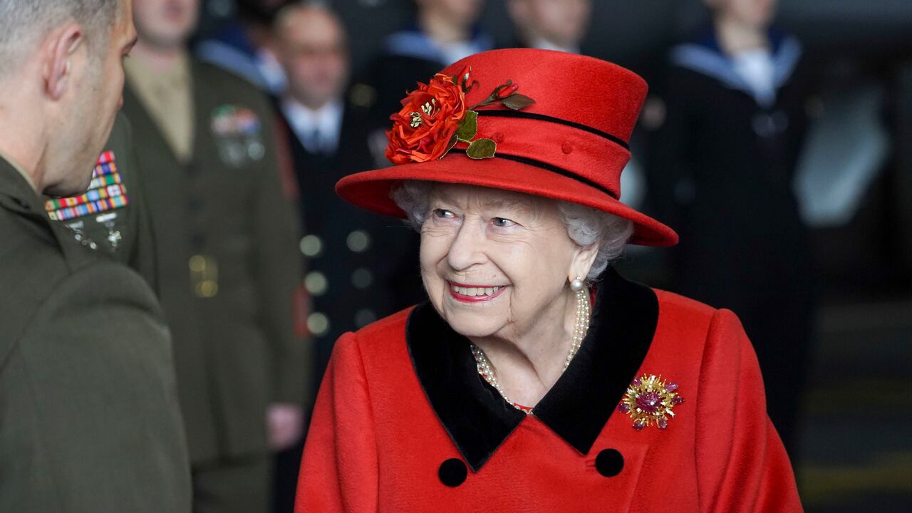 Secretario de Educación británico califica de 'absurda' la cancelación de la reina por parte de estudiantes de Oxford