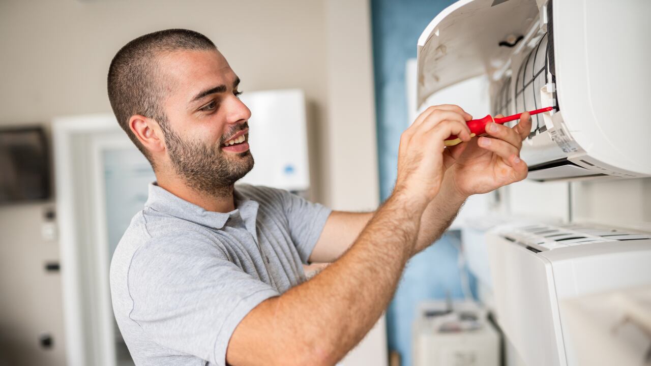 Desvelando secretos: ¿Por qué el aire acondicionado a veces se resiste a enfriar?