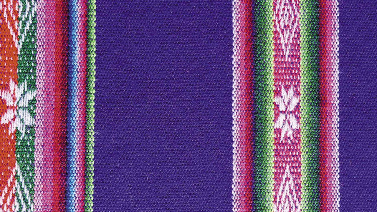 La leyenda muisca cuenta que el profeta Bochica enseñó a este pueblo las artes de hilar y tejer.