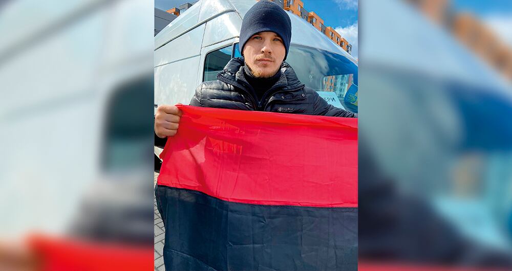 Miles de personas esperan en Ucrania para resistir ante el asedio del ejército ruso.