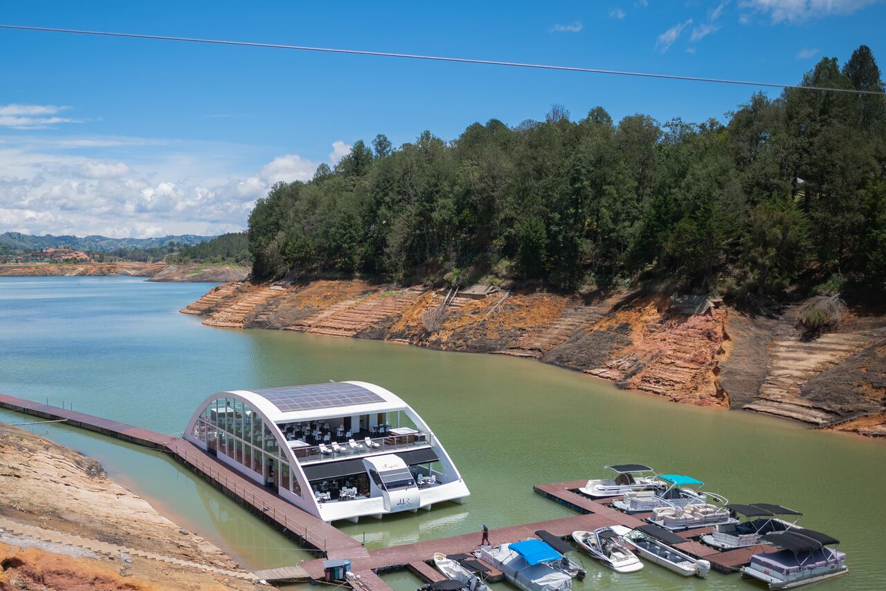 MUNICIPIO DE GUATAPÉ, PIEDRA DEL PEÑOL