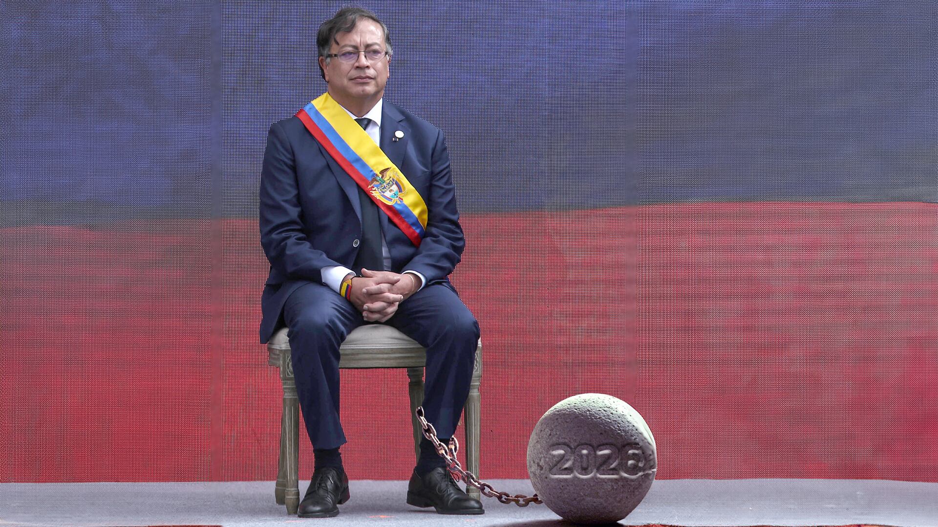 El presidente Gustavo Petro ha despertado críticas por la posibilidad de que quiera extender su mandato más allá del 2026, luego de que bromeara en repetidas oportunidades al respecto.