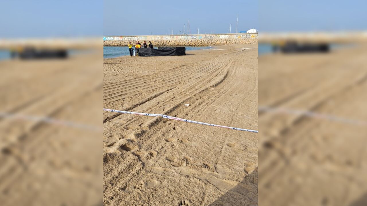 Hallan cuerpo de niño de dos años en playas de España. Autoridades intentan identificar el origen del cadáver.