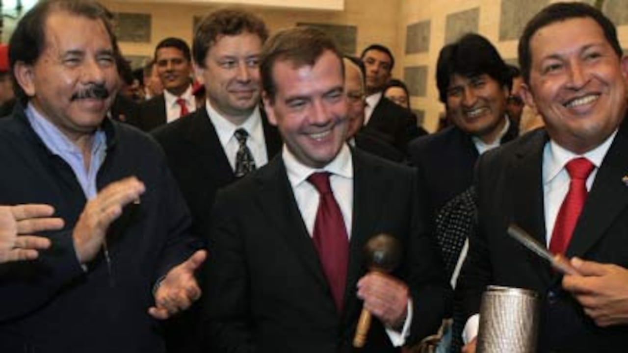 Dimitri Medvedev es el primer Presidente de Rusia que visita Latinoamérica. En la foto junto a Daniel Ortega y Hugo Chávez