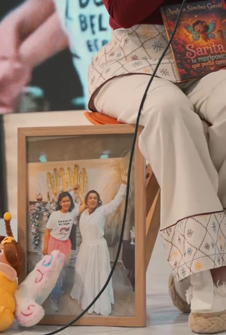 La Anghela Sánchez García presentó un libro infantil inspirado en su propia hija con el “espectro autista”