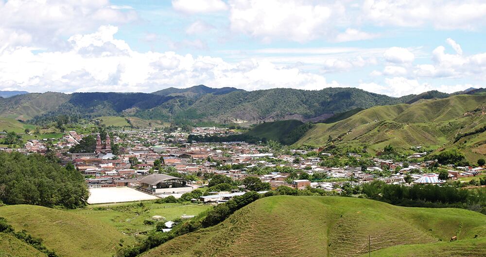 Amalfi, Antioquia, un pueblo disputado por las disidencias y el Clan del Golfo.