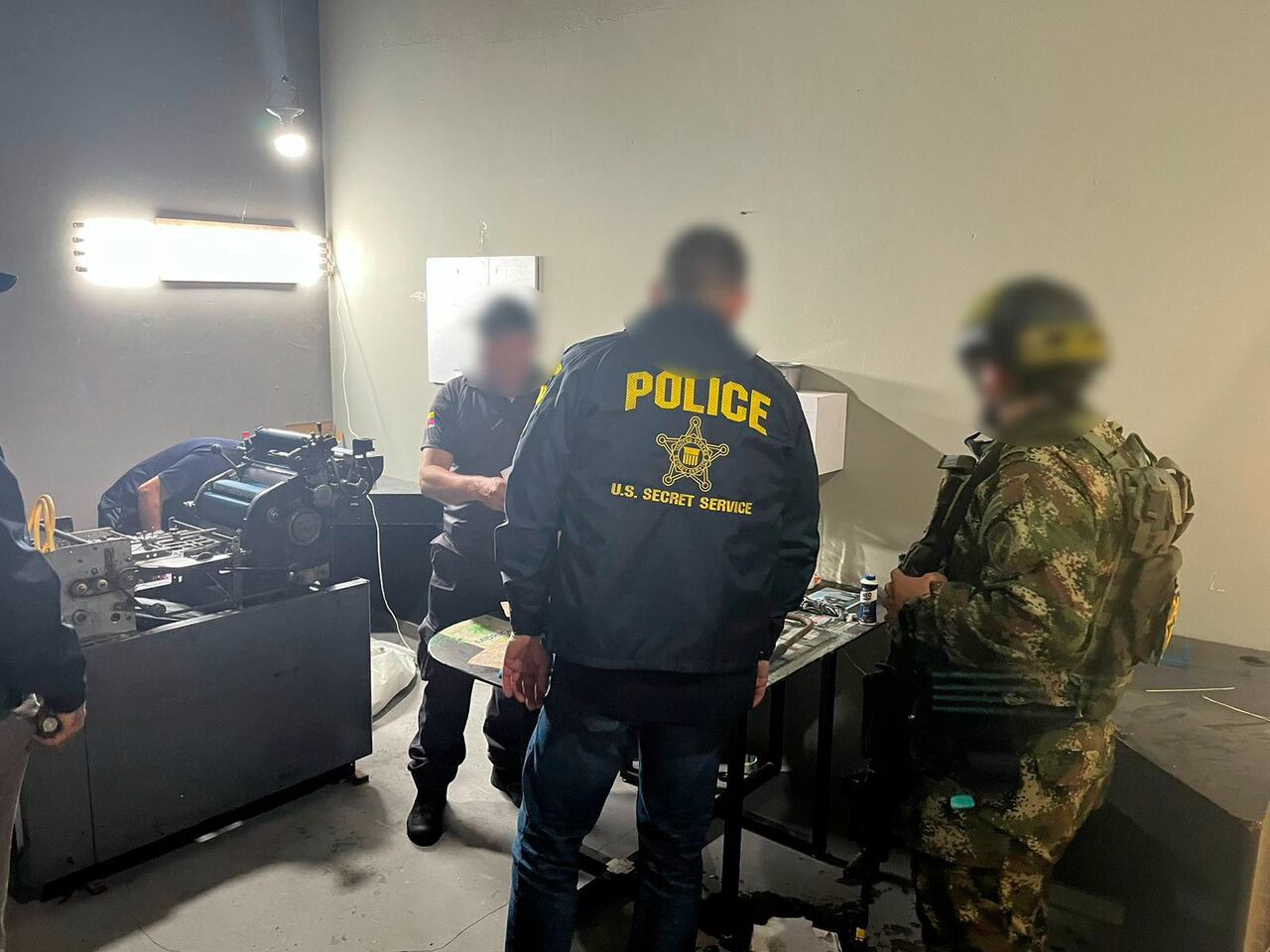 Las autoridades pusieron la lupa sobre tres inmuebles donde, presuntamente, se hacía el material.