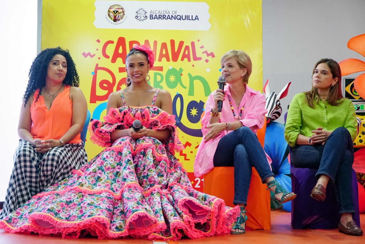 La reina del Carnaval dio detalles sobre la lectura del bando.