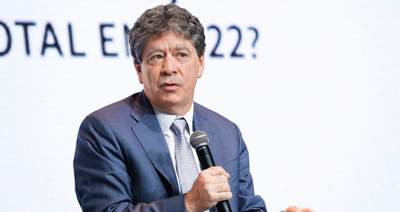 BRUCE MAC MASTER Presidente de la Andi