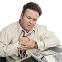 Jorge Forero, psiquiatra y director del Instituto para el Desarrollo de la Salud Emocional en Colombia, asegura que estas reacciones en el sistema nervioso central derivan en taquicardias, tensión arterial alta, arritmias, alteración del ciclo menstrual, gastritis, úlceras, diarrea, estreñimiento o síndrome del colon irritable. Foto: Ingimages