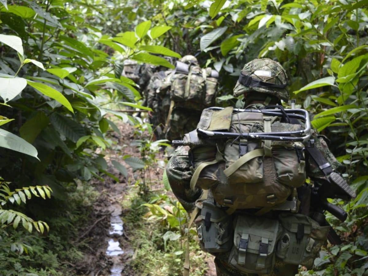 La ofensiva contra el ELN continúa por aire y tierra.