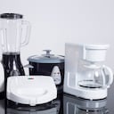 Cuidar los electrodomésticos antes de salir de viaje ayuda a mantener la seguridad del hogar.