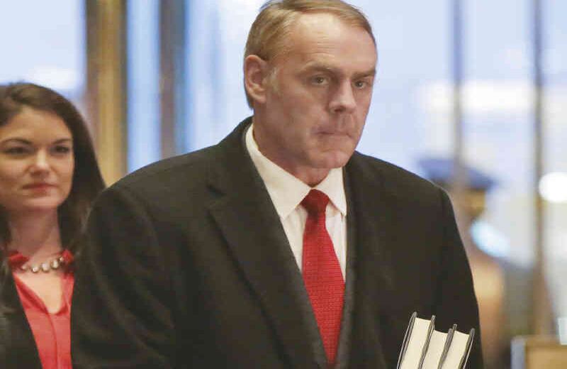 2. Secretario de Interior: Ryan Zinke