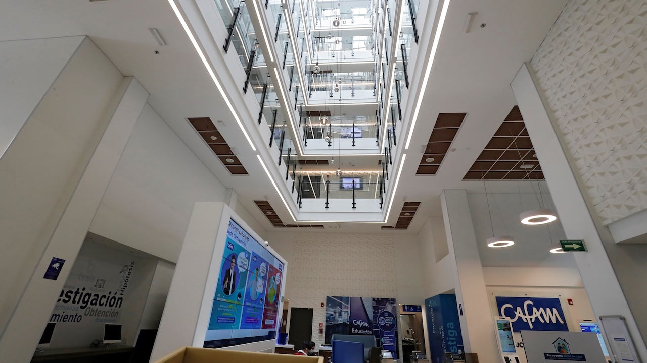 El Centro de Educación para el Trabajo y el Desarrollo Humano apoya la formación de más de 300 empresas líderes del sector público y privado del país.