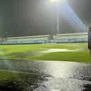 La lluvia en Rionegro solo permitió que se jugaran 18 minutos del duelo entre Águilas Doradas y Deportivo Pasto. Foto: Twitter @wbeimarlodice