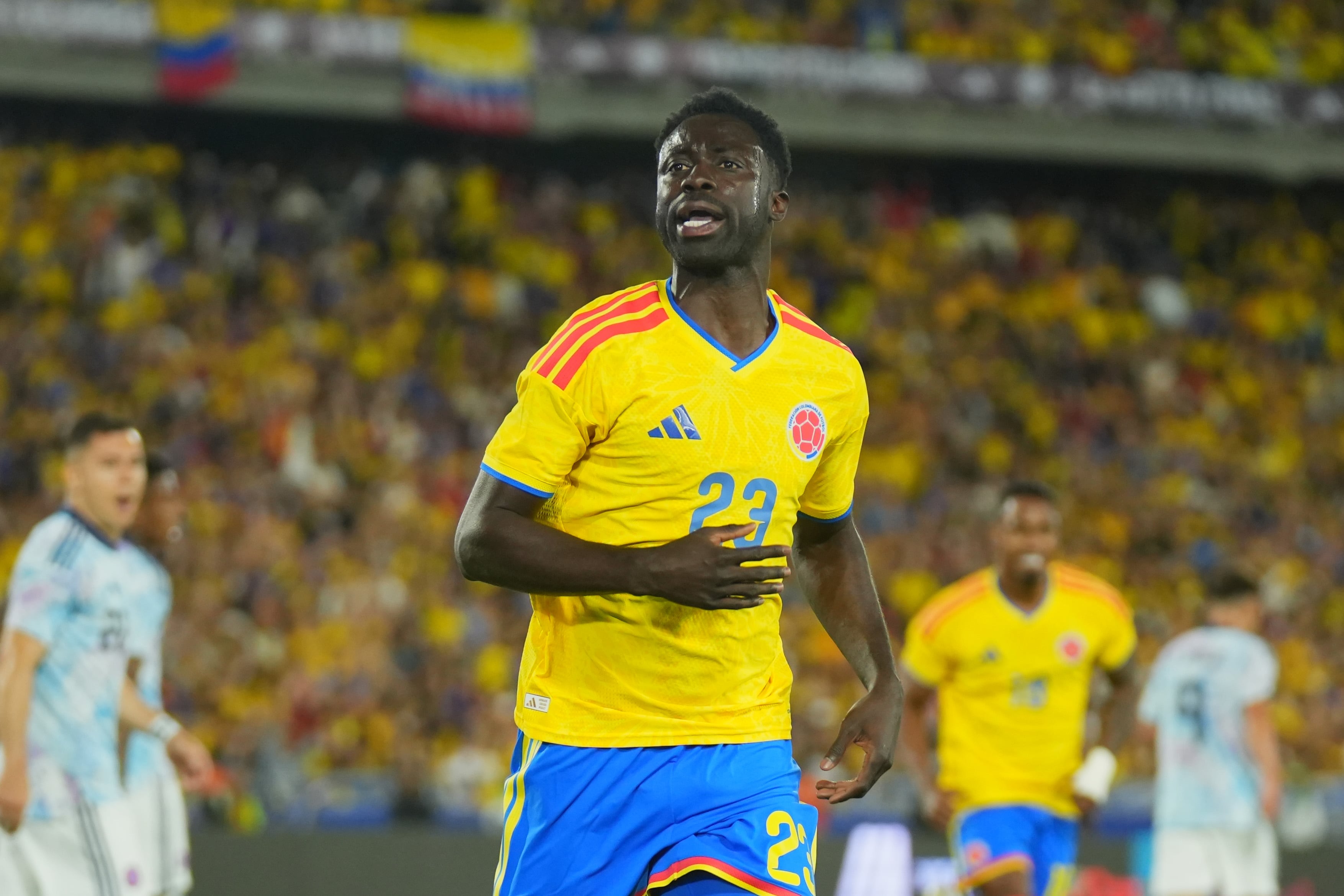 Dávinson Sánchez, titular con Colombia en el último partido ante Costa Rica en Bogotá.