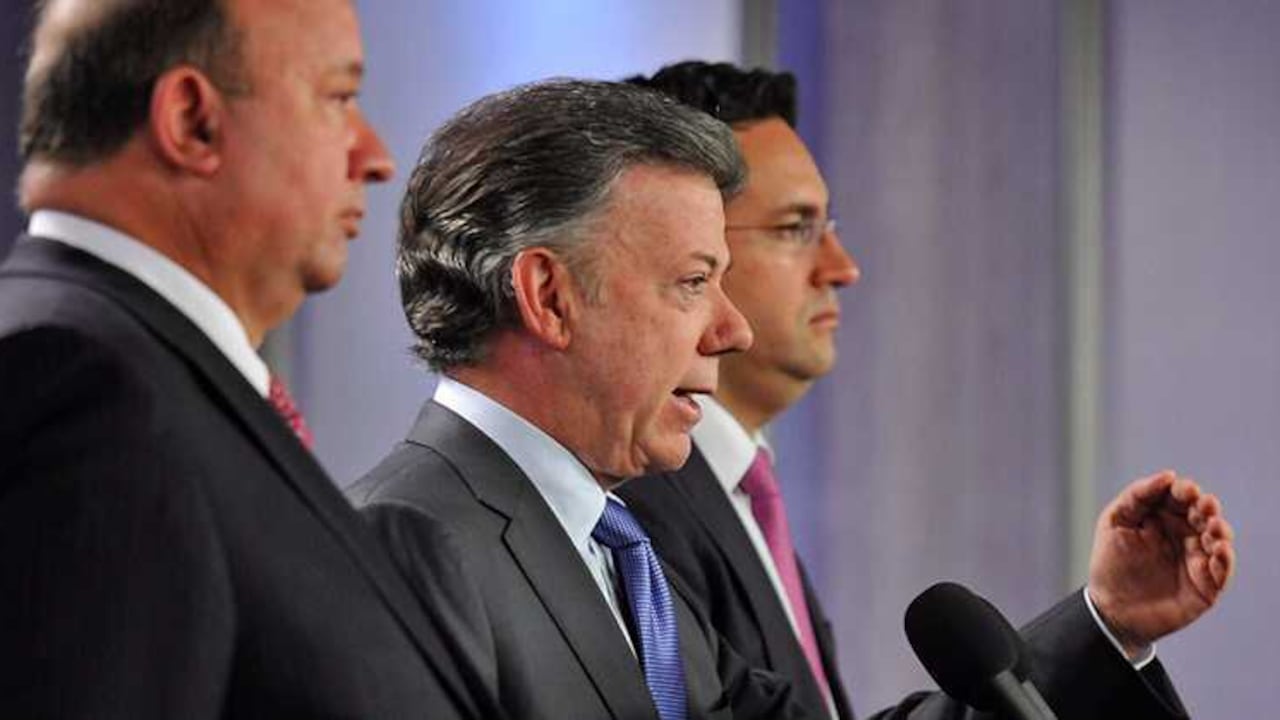 Juan Manuel Santos anuncia medidas por escándalo en la Policía Nacional.
