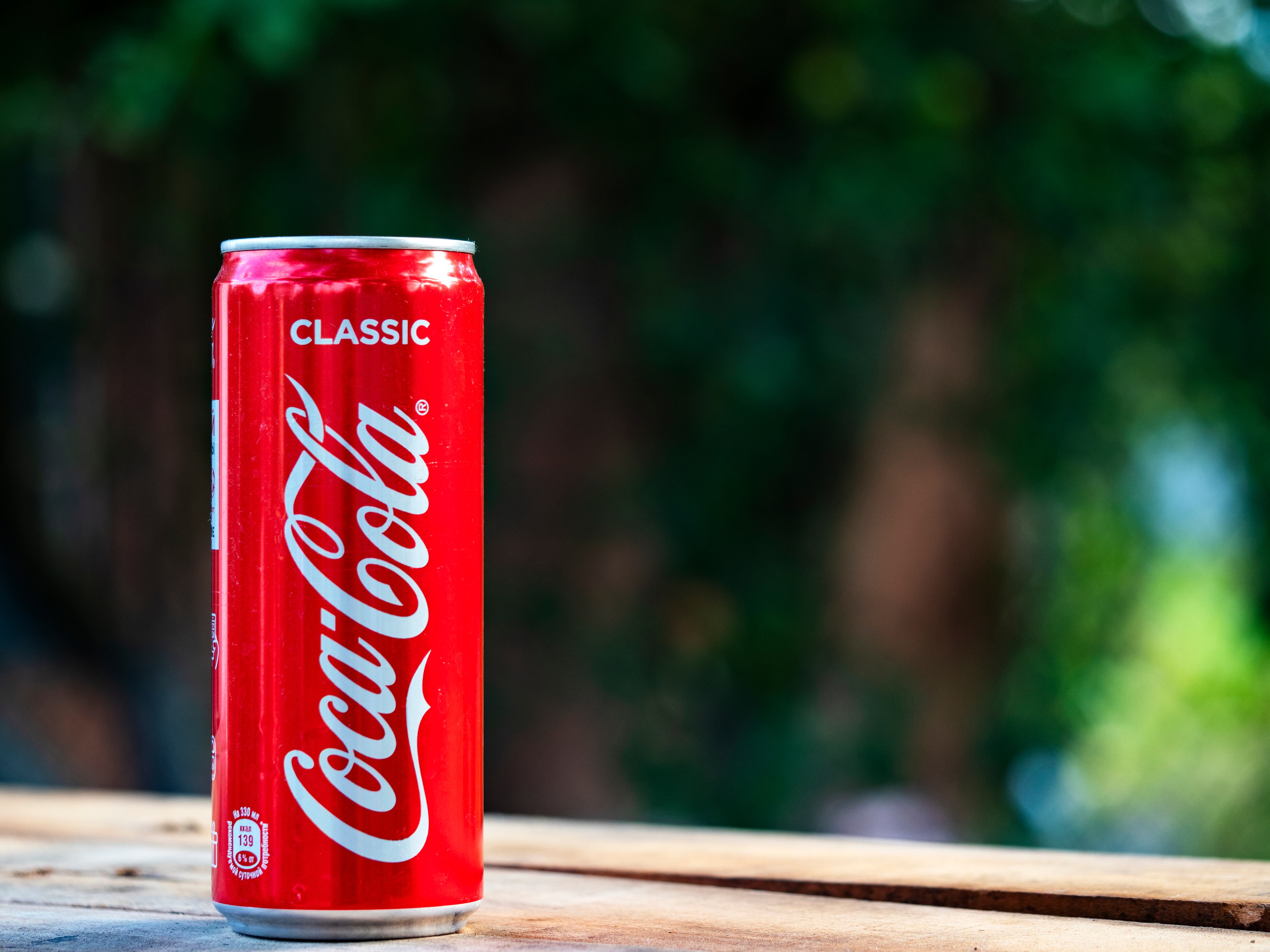 Los coleccionistas podrían pagar hasta 2.000 euros por un objeto como estos.(Photo Illustration by Igor Golovniov/SOPA Images/LightRocket via Getty Images)