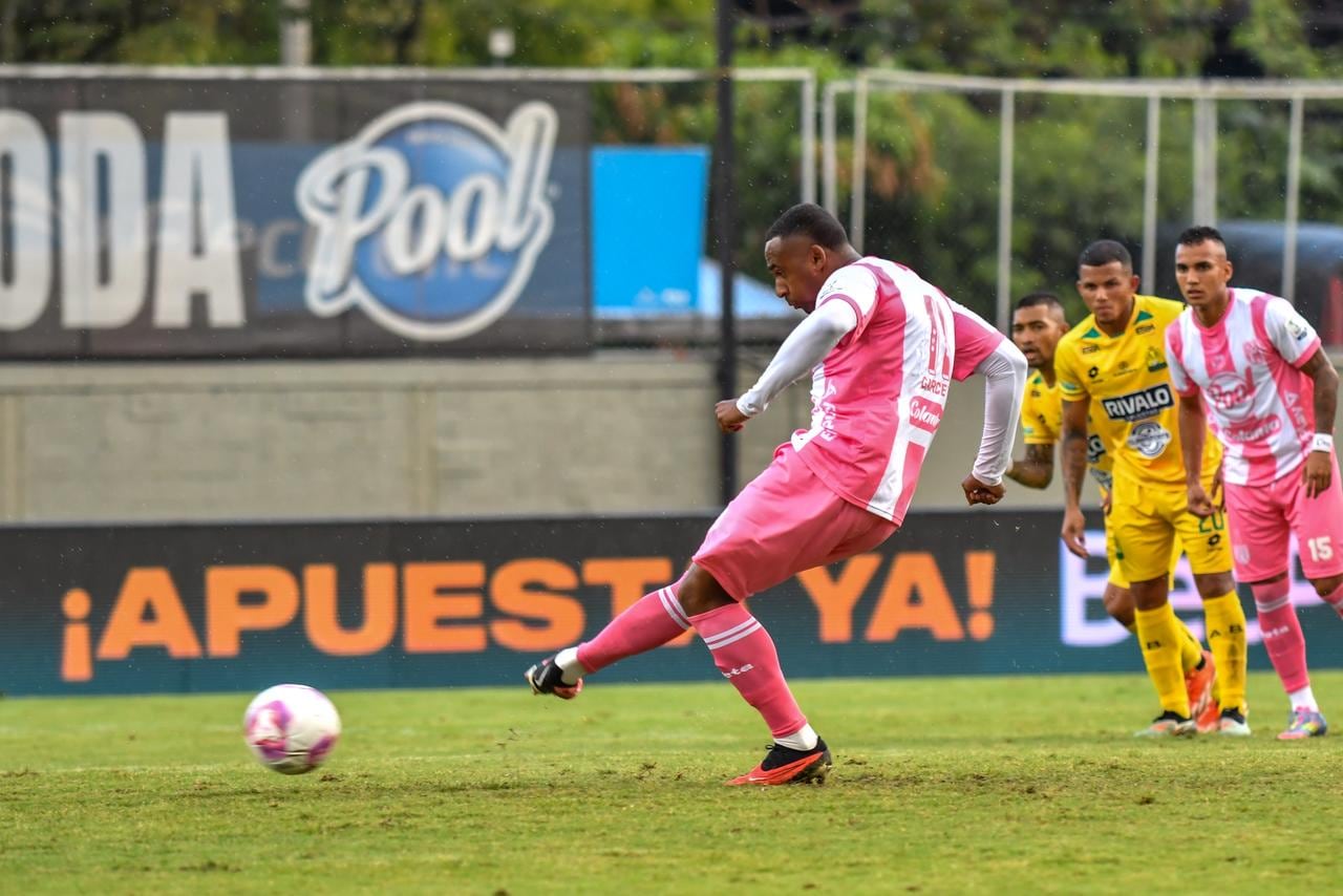 Envigado jugaba en la máxima categoría del fútbol colombiano desde el 2008.