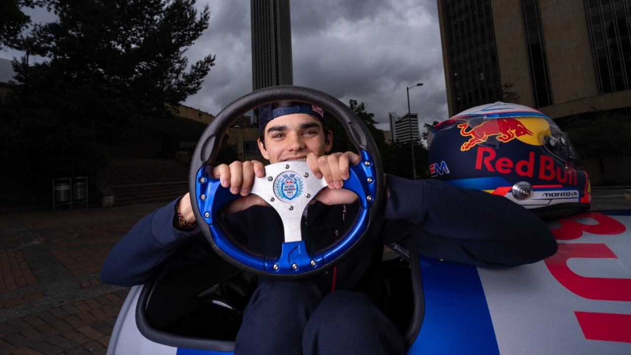 Sebastián Montoya, portada del Balineras Race 2024