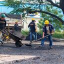 Pese a que se avanza en las obras de pavimentación, la comunidad denuncia que hay tras calles sin arreglar.