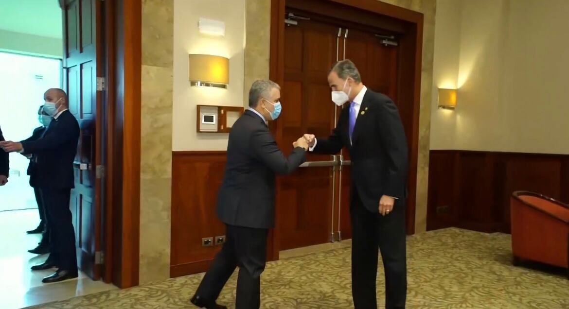 Iván Duque presidente de Colombia con el rey Felipe VI de España