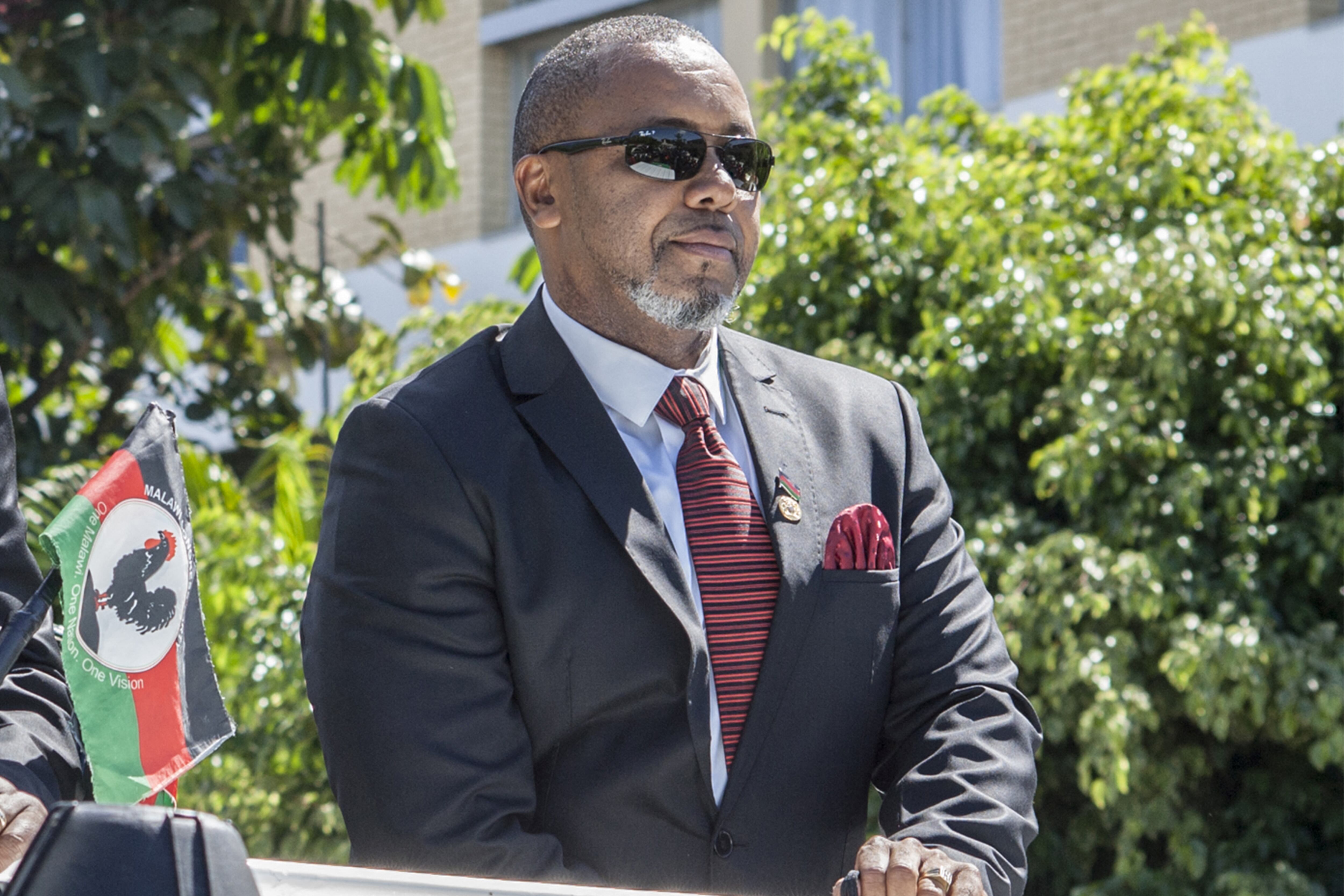 El presidente Lazarus Chakwera canceló su viaje a Bahamas tras conocerse el accidente aéreo.