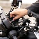 Aunque existe un truco infalible para encender una moto sin las llaves, su uso debe ser limitado a situaciones de emergencia y realizado con sumo cuidado.