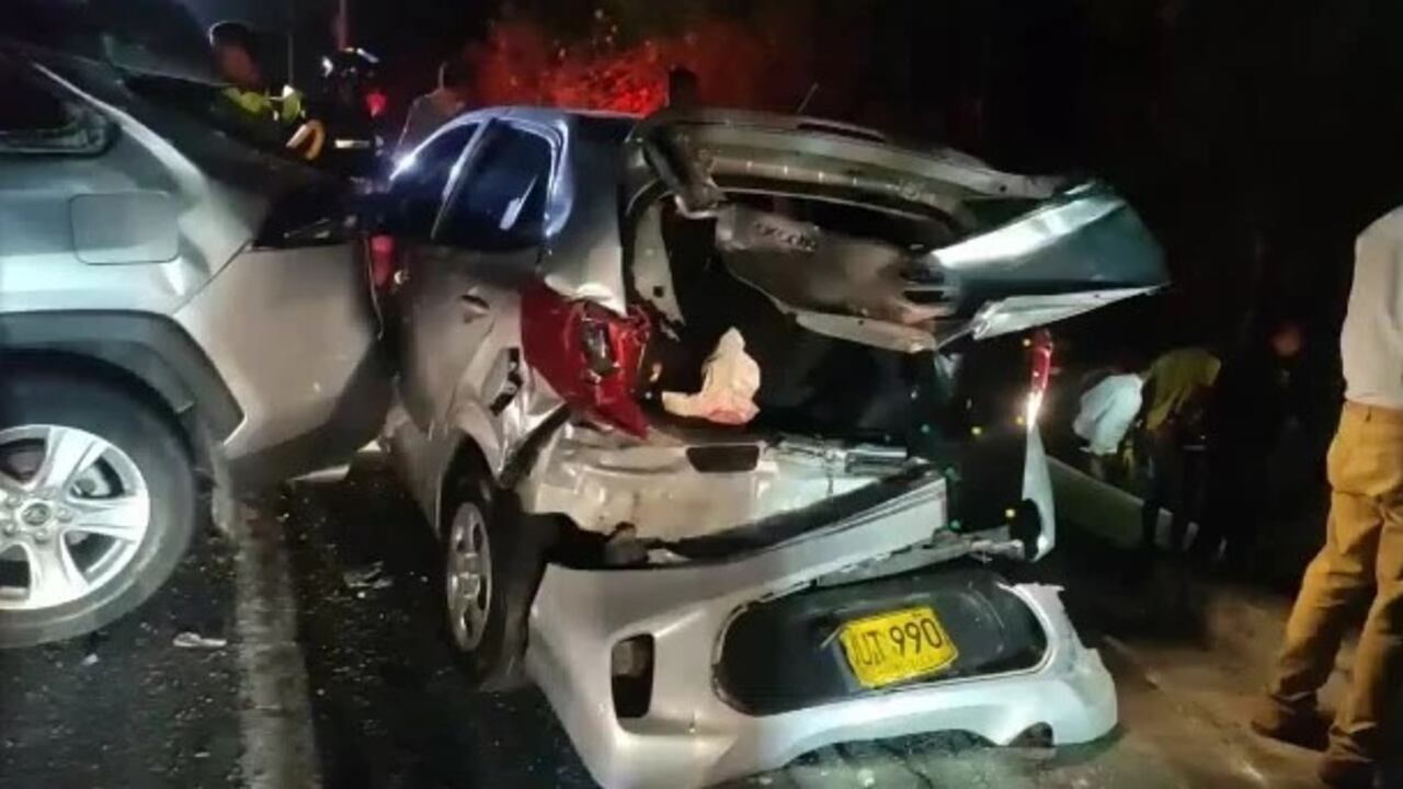 La falta de iluminación en la vía pudo haber ocasionado el accidente