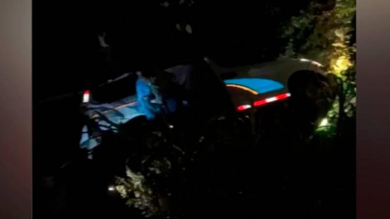 Aparatoso accidente de tránsito en la autopista Medellín - Bogotá.