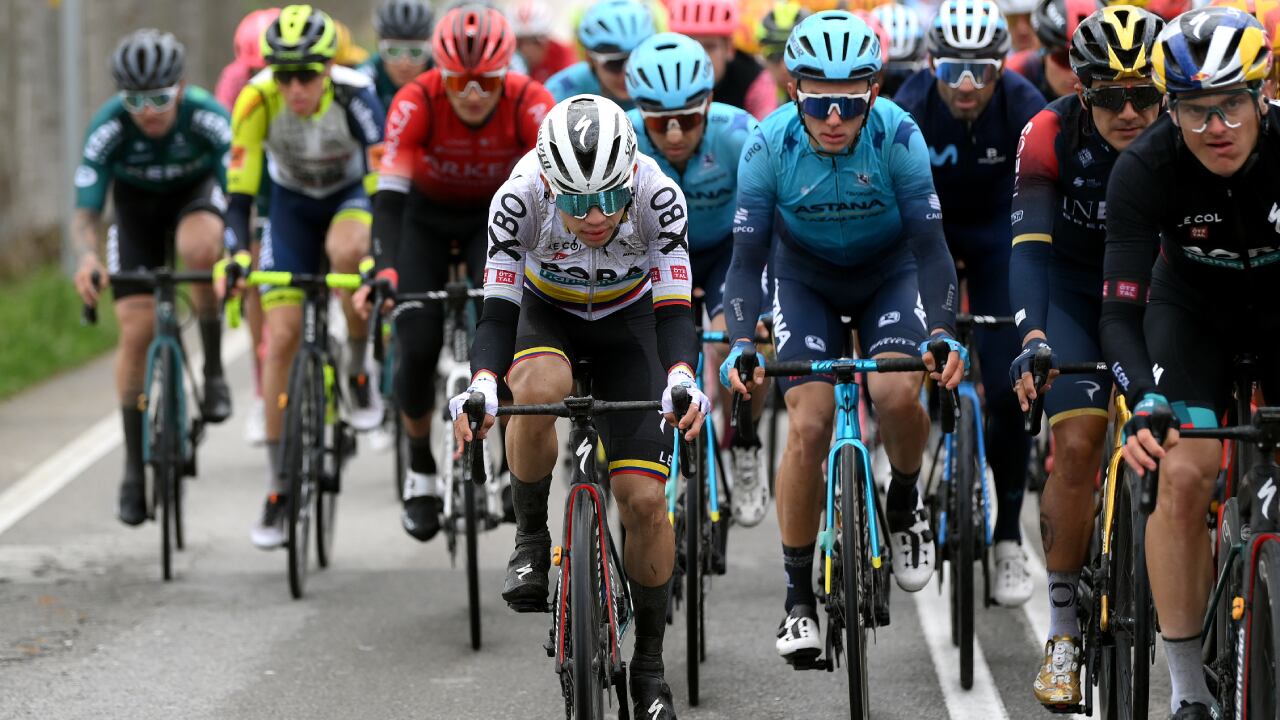 Higuita viste el tricolor como campeón nacional de ruta en la Vuelta a Cataluña 2022