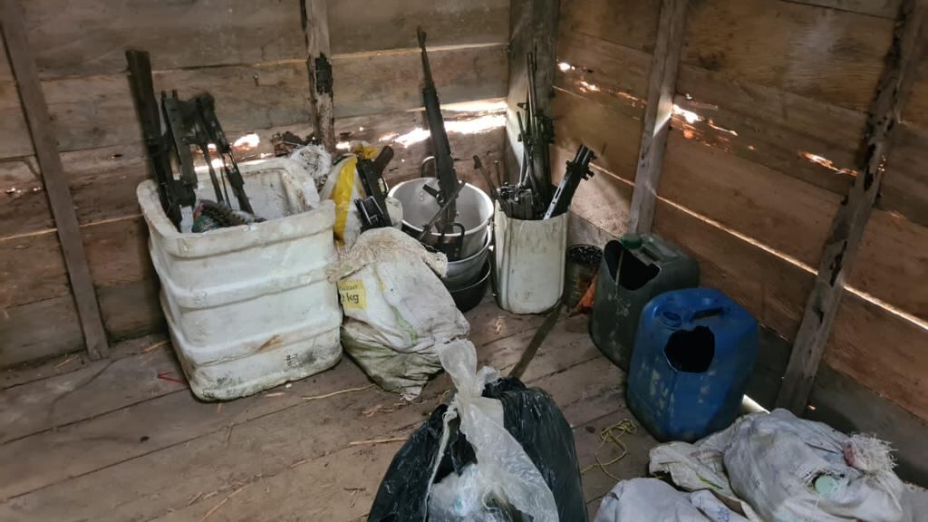 Operativo de las Fuerzas Militares contra el Clan del Golfo en Chocó.