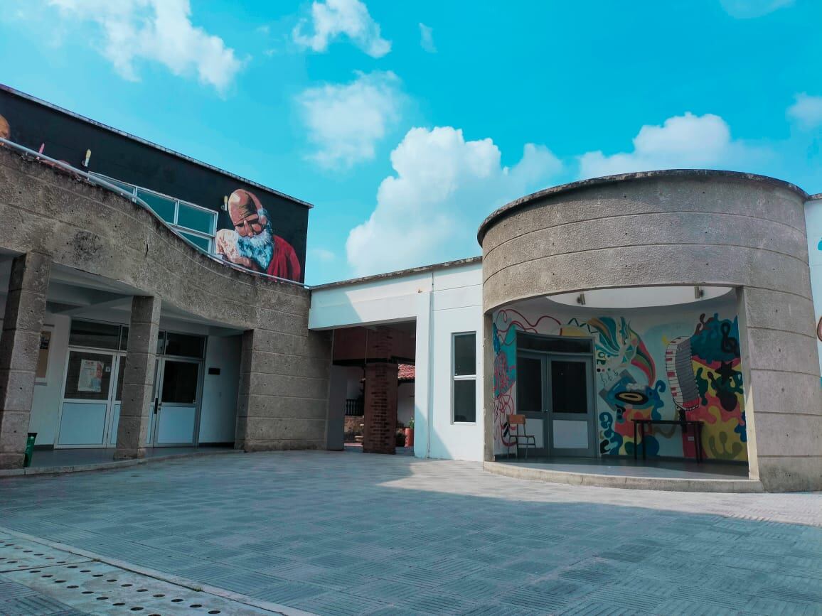 La Universidad de Pamplona ofrece múltiples programas que van desde la arquitectura hasta la biología.