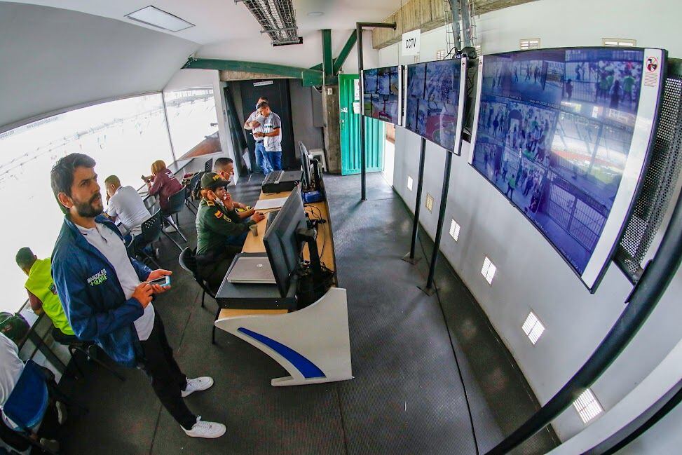 La Comisión determinó permitir el ingreso de menores a partir de los 5 años a las tribunas generales, de menores a partir de 14 años a la tribuna de la barra local y no permitir la entrada de menores de 18 años con la barra visitante