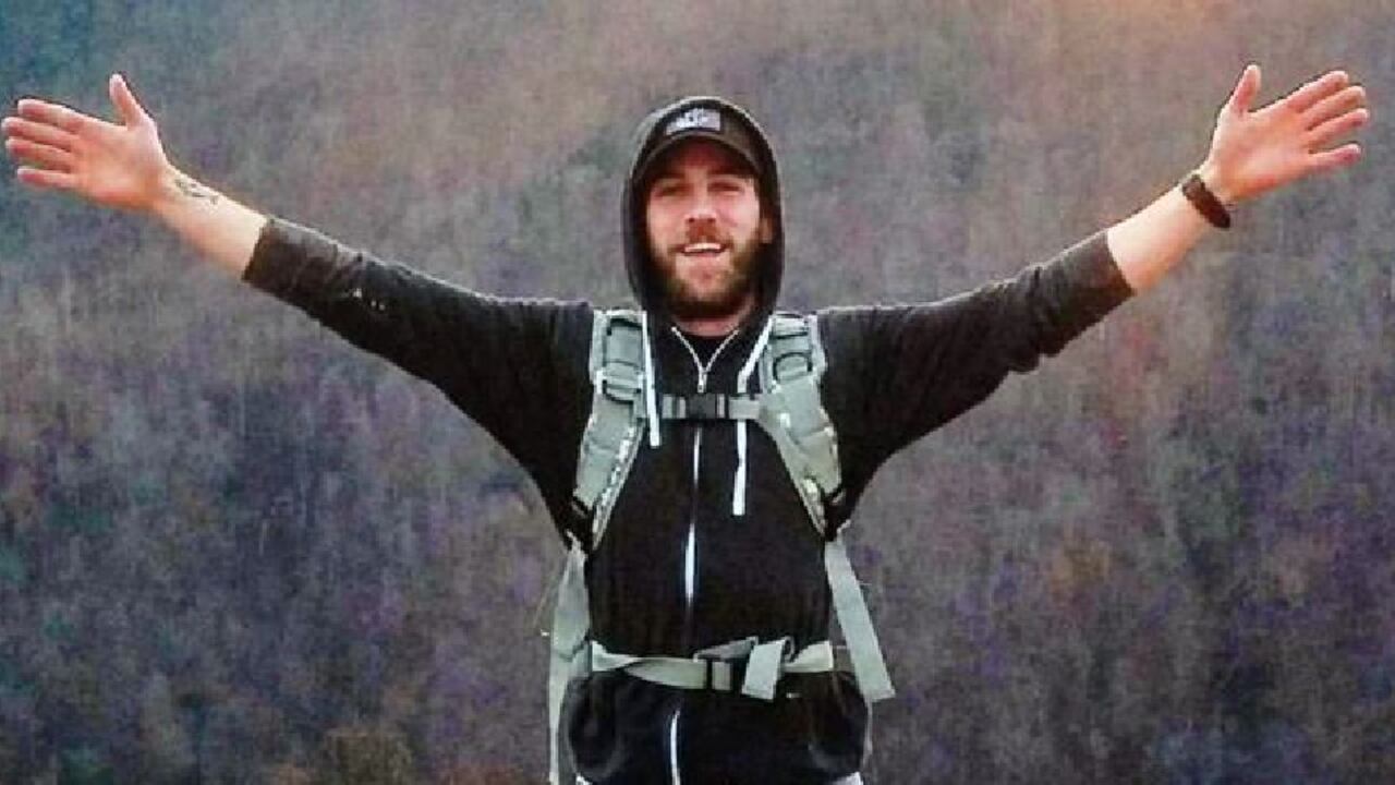 Ryan Normoyle fue encontrado muerto en lago de Nevada tras seguir rastreo de celular.