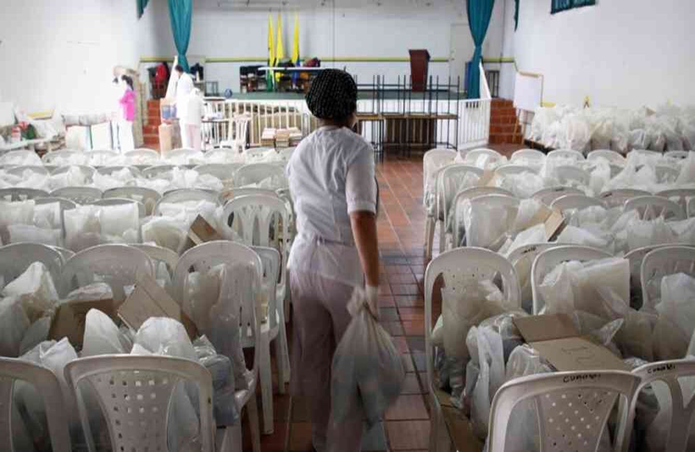 La Ungrd advirtió que la temporada de lluvias se prolongará hasta mediados del mes de julio, por lo que también representa un riesgo ante la crisis sanitaria. Más de 1.200 familias han sido afectadas en 18 departamentos del país, respectivamente. Guillermo Torres-SEMANA