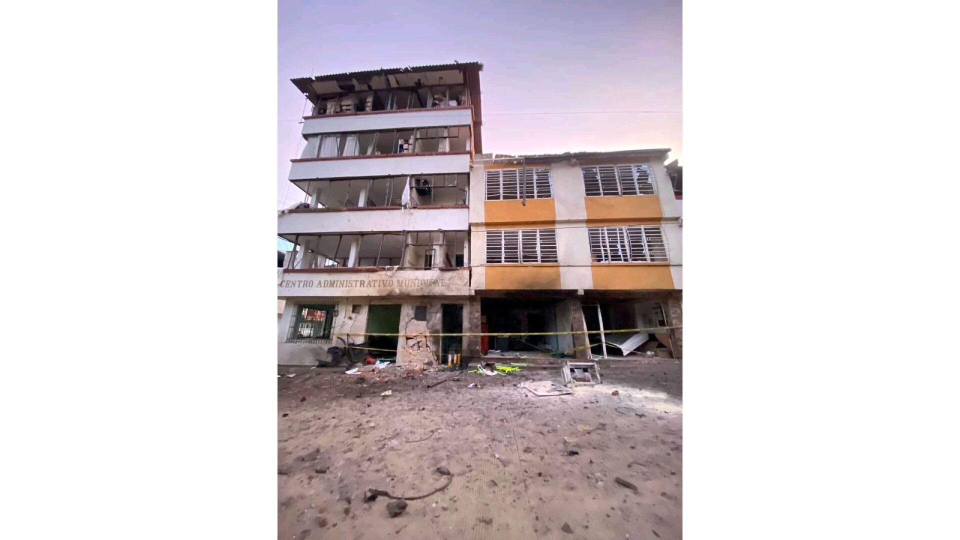 Carro bomba Argelia Cauca Explosión: Foto: Ejército Nacional