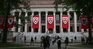 Universidad de Harvard | EE.UU retirará visas de estudiante a extranjeros por Coronavirus | Noticias hoy