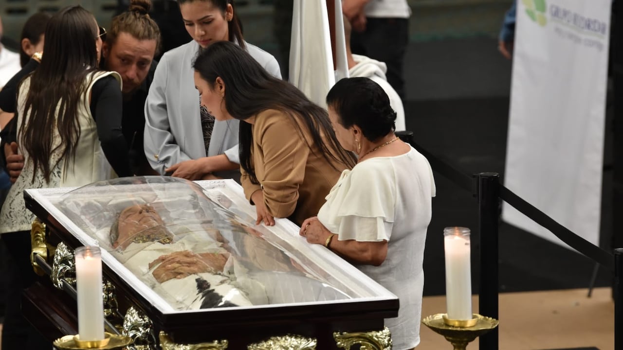 SEMANA llegó hasta Medellín, para conocer de cerca a las personas que lo acompañaron hasta la tumba.
