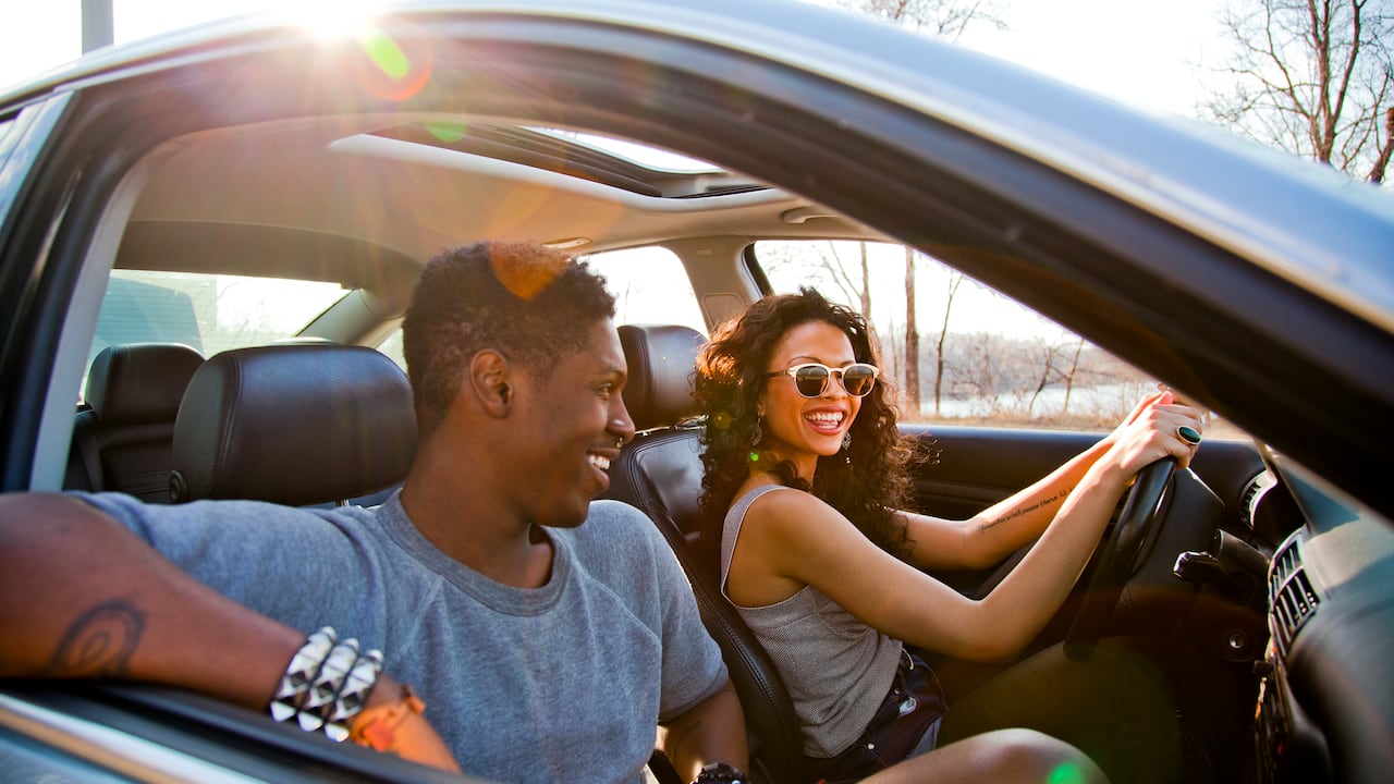 La seguridad al conducir puede verse expuesta por el transporte de objetos o elementos, dentro de la cabina, que no van asegurados.