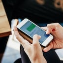 Descubre cómo acceder a los chats eliminados y recuperar valiosa información en WhatsApp.