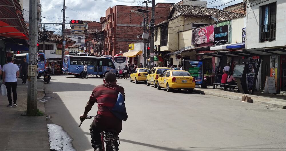 Transportadores bloquen las calles de Rionegro, Antioquia.