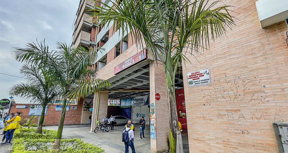 Evacuación del conjunto Alabama Mall Comercial y Residencial.