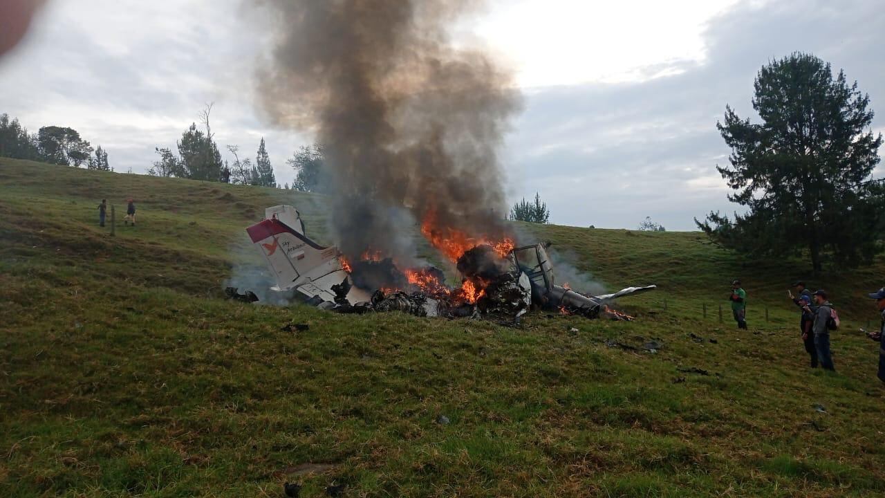 Cuatro personas fallecieron al accidentarse una avioneta en Santa Rosa de Osos, Antioquia, el 21 de marzo de 2024