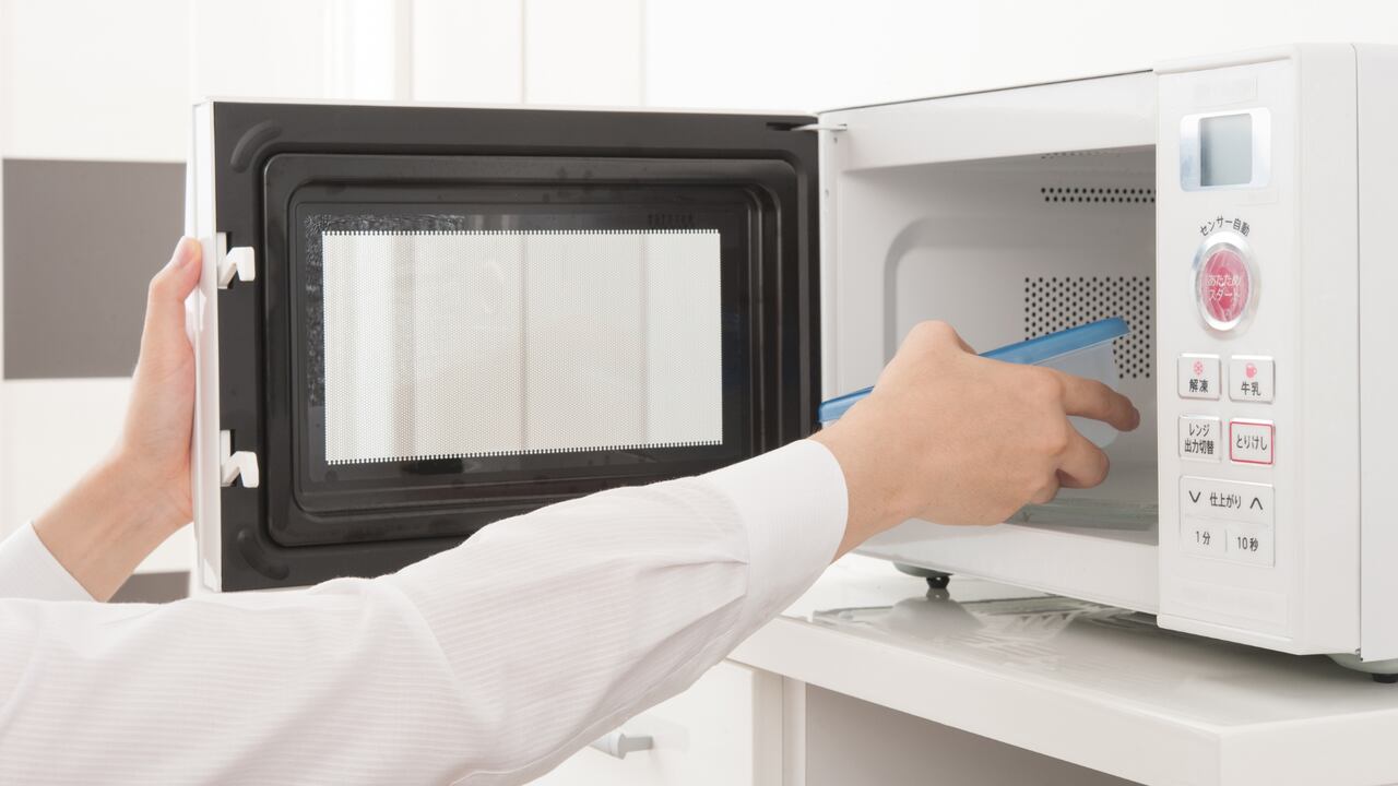 No exceder los tiempos de calentamiento recomendados por el fabricante del microondas.