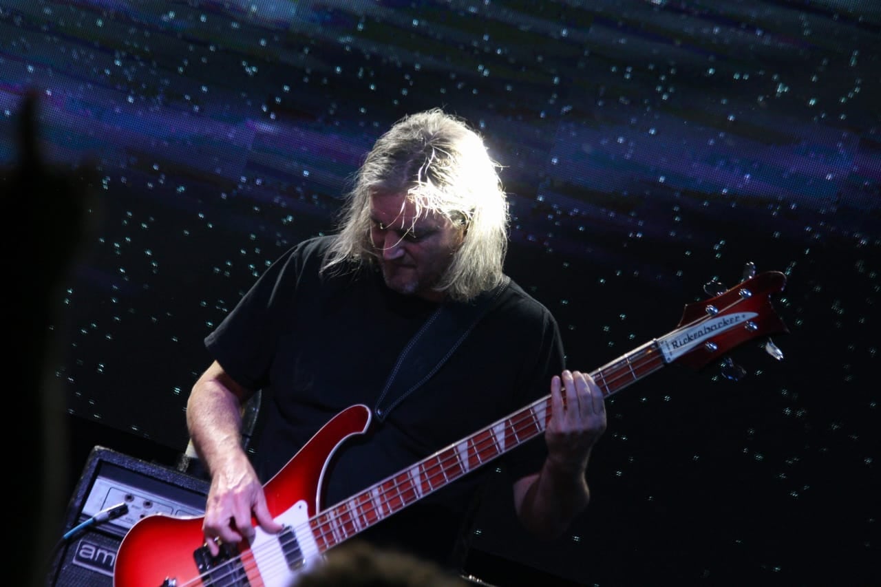 El 24 de julio, Jean-Paul Gaster, Dan Maines, Tim Sult y Neil Fallon entraron como una tromba, pisaron el embrague y arrancaron